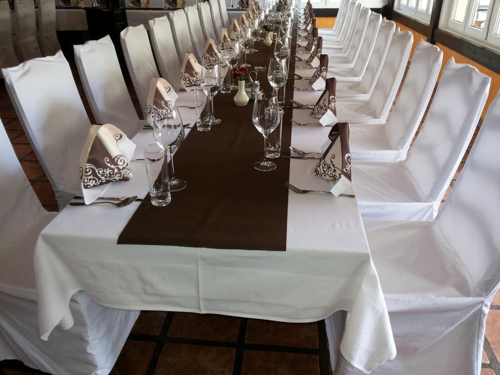 Crni Baron Pension Black Baron Maribor Buitenkant foto